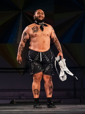 _9058576DapperQ © Frank Rocco