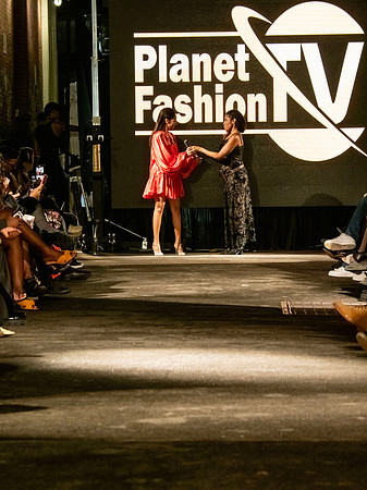 _9074404 Custo Barcelona © Frank Rocco