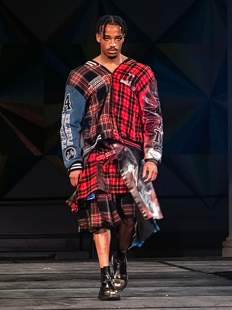 _9056723DapperQ © Frank Rocco