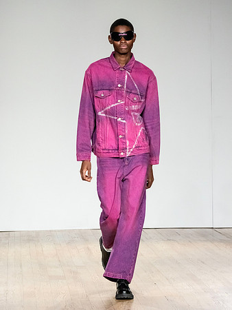 _9113312 UNTITLED&CO SS25 © Frank Rocco